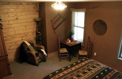 Cozy Couples' Getaway on an Eco-Friendly Farmstay in North Idaho - Cocolalla, Idaho - glamping.directory