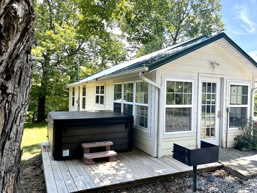 Secluded Serenity: Discover the Art of Glamping in the Great Smoky Mountains, Tennessee - glamping.directory