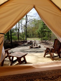 Idyllic Pocono Mountains Getaway for Glamping in Pennsylvania - Paradise Township, Pennsylvania - glamping.directory