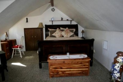 Romantic Getaway in Charming Bed and Breakfast in the Heart of Wine Country, Colorado - Palisade, Colorado - glamping.directory