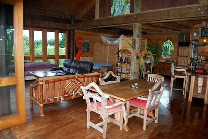 Tropical Tree House-Style Loft Rental with Ocean Views in Haiku, Hawaii - Haiku, Hawaii - glamping.directory