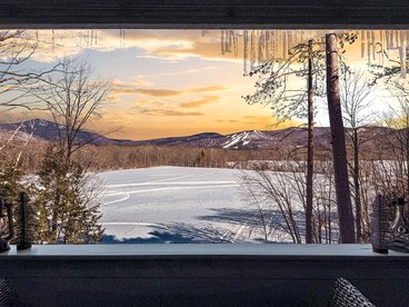 Secluded Cottage with Incredible Views of Cranmore Mountain, Perfect for a Glamping Weekend in the White Mountains, New Hampshire - Conway, New Hampshire - glamping.directory
