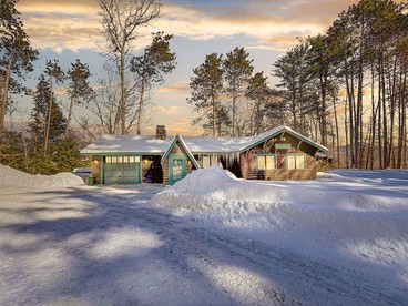 Secluded Cottage with Incredible Views of Cranmore Mountain, Perfect for a Glamping Weekend in the White Mountains, New Hampshire - glamping.directory