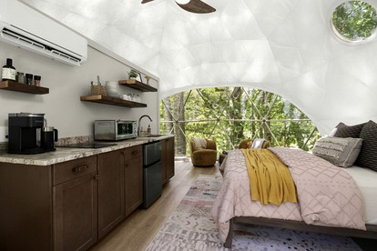 Outstanding Chic Dome with Private Deck in North Carolina - Creston, North Carolina - glamping.directory