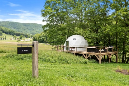 Outstanding Chic Dome with Private Deck in North Carolina - Creston, North Carolina - glamping.directory