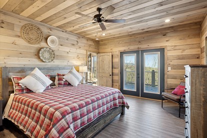 Escape to Nature in this Wonderful Cabin Rental for 12 in Sevierville, Tennesse - Sevierville, Tennessee - glamping.directory