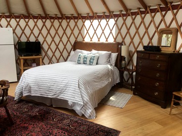 Private Yurt is the Perfect Place for a Washington Getaway - Seabeck, Washington - glamping.directory