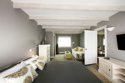 Luxury Suite, Perfect for Groups, near Downtown Woodstock, New York - Woodstock, New York - glamping.directory