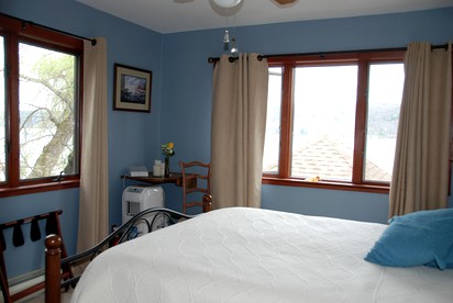 Cozy Suite Rental Perfect for a Weekend Getaway in Penn Yan, New York - Penn Yan, New York - glamping.directory