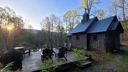 Unique Accommodation with Sauna for a Glamping Experience near Nantahala River, North Carolina - US, North Carolina - glamping.directory