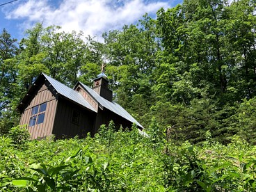 Unique Accommodation with Sauna for a Glamping Experience near Nantahala River, North Carolina - US, North Carolina - glamping.directory