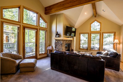Charming Breckenridge Cabin Rental for a Colorado Vacation in the Rockies - Breckenridge, Colorado - glamping.directory