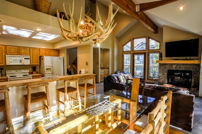Charming Breckenridge Cabin Rental for a Colorado Vacation in the Rockies - Breckenridge, Colorado - glamping.directory