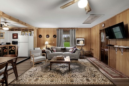 Serene Riverfront Cabin Haven near South Branch Potomac River in West Virginia - Springfield, West Virginia - glamping.directory