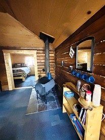 Scenic Luxury Lodge with 360° Mountain Views & Creekside Sauna Near Log Cabin Creek, Tok Alaska - Tok, Alaska - glamping.directory