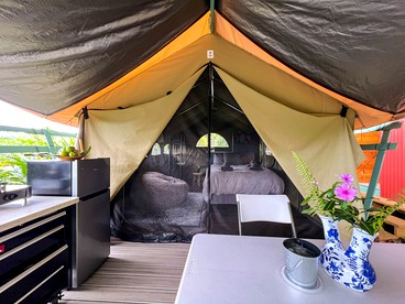Glamping Safari Tent for Nature Escapes in Hawaii - Kealakekua, Hawaii - glamping.directory
