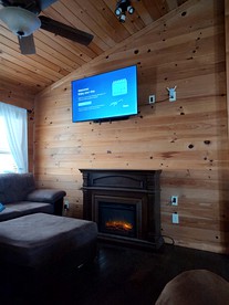 Amazing Cabin with Fireplace, Games and Fire Pit in Polk County, Tennessee - Turtletown, Tennessee - glamping.directory