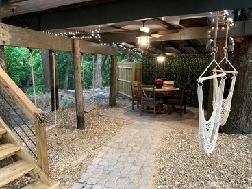 Magical Treehouse Retreat with Creek Views near Forestburg Forest in Forestburg, Texas - Forestburg, Texas - glamping.directory
