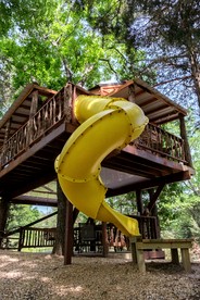 Magical Treehouse Retreat with Creek Views near Forestburg Forest in Forestburg, Texas - Forestburg, Texas - glamping.directory
