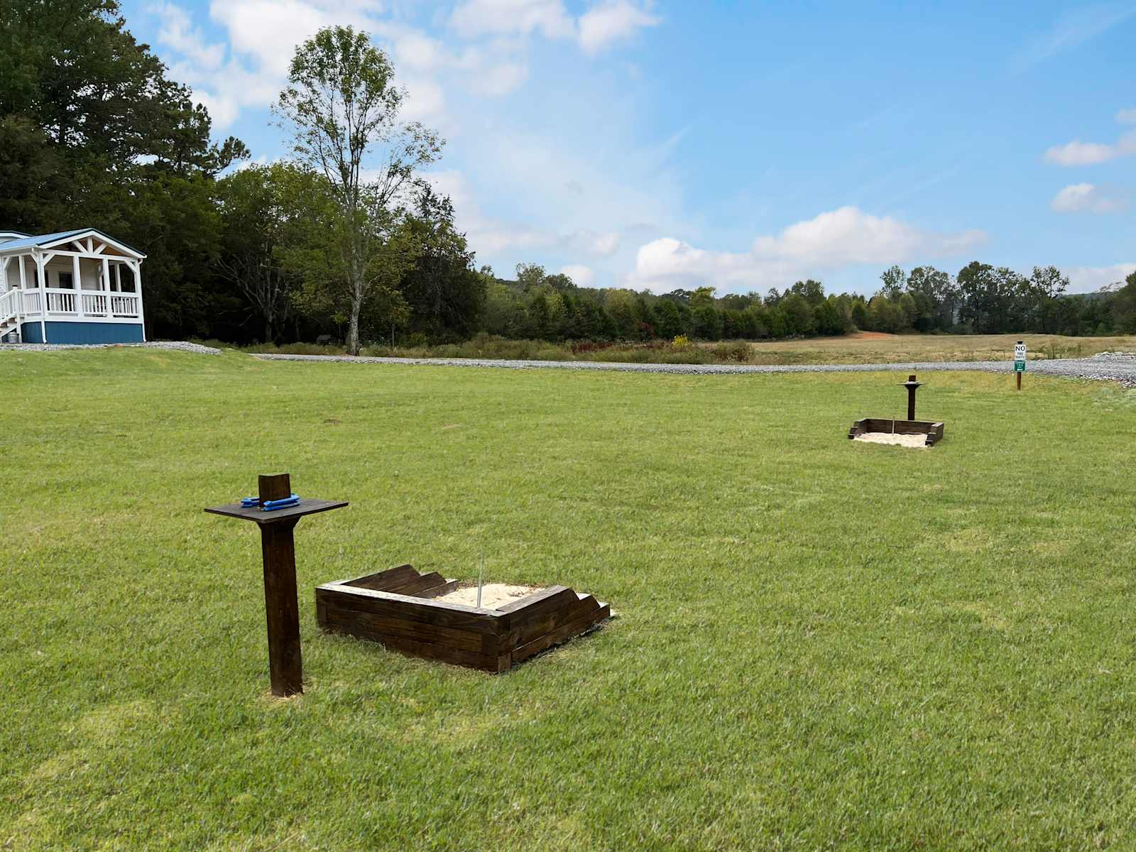 Knot Working Tiny Town - Guntersville, Alabama - glamping.directory