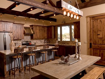 Exquisite Cottage Rental on Peaceful Vineyard near Bear Valley, California - Angels Camp, California - glamping.directory