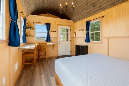 Wonderful Cabin with Fire Pit and Barbecue in Lynden, Washington - Lynden, Washington - glamping.directory