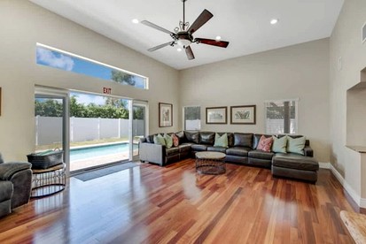 Spacious Coastal Vacation Home with Private Pool Near the Beach in Lauderdale-by-the-Sea, Florida - Lauderdale-by-the-Sea, Florida - glamping.directory