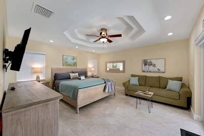 Spacious Coastal Vacation Home with Private Pool Near the Beach in Lauderdale-by-the-Sea, Florida - Lauderdale-by-the-Sea, Florida - glamping.directory