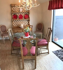 Stunning Cottage with Fireplace in Lake Arrowhead, California - Lake Arrowhead, California - glamping.directory