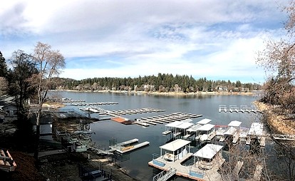 Stunning Cottage with Fireplace in Lake Arrowhead, California - Lake Arrowhead, California - glamping.directory