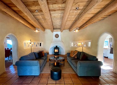 Charming Cottage in Carson for Relaxing Escapes to Nature in New Mexico - Carson, New Mexico - glamping.directory