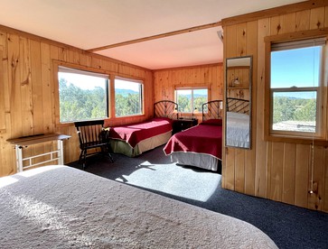 Charming Cottage in Carson for Relaxing Escapes to Nature in New Mexico - Carson, New Mexico - glamping.directory