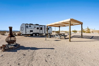 Fully-Equipped Caravan Perfect for a Desert Getaway in Joshua Tree, CA - glamping.directory