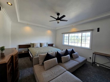 Outstanding Cottage Munguia Summit Camp - Big Bear Lake, California - glamping.directory