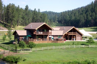 Enchanting Suite Rental with Shared Hot Tub near Hill City, South Dakota - glamping.directory