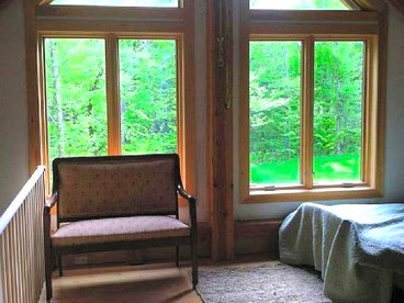 Beautiful Two-Bedroom Cabin Rental Set in the Forests of the Berkshires, Massachusetts - Peru, Massachusetts - glamping.directory