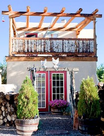 Luxury Camping Cottage with Wood-Burning Fireplace near Carson National Forest - glamping.directory