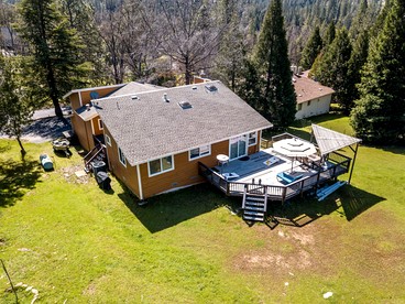 Pet-Friendly Cabin with Beautiful Outdoor Living in California - glamping.directory