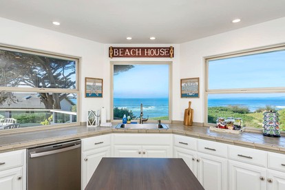 Oceanfront Vacation Rental by The Fitzgerald Marine Reserve in California - Moss Beach, California - glamping.directory