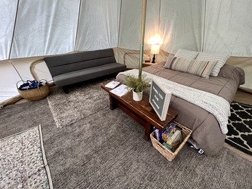 Lovely Bell Tent for Memorable Glamping Weekends in Conneticut - Ellington, Connecticut - glamping.directory