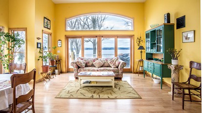 Spacious Lake House Rental Perfect for Family Getaways in New York's Finger Lakes Region - Yale, New York - glamping.directory