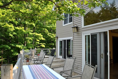 Spacious Lake House Rental Perfect for Family Getaways in New York's Finger Lakes Region - Yale, New York - glamping.directory