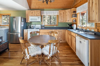 Delightful Cabin Accommodation for an Exciting Vacation in Durango, Colorado - Durango, Colorado - glamping.directory