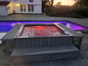 Sweet Chic Farm Cottage with Pool, Hot-Tub and Beautiful Sunsets in Maryland - Darnestown, Maryland - glamping.directory