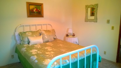 Family-Friendly Vacation Rental by a Beautiful Creek near Long Pine, Nebraska - Long Pine, Nebraska - glamping.directory