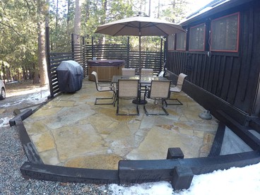 Cozy and Historic Cabin Rental with Loft in Woodlands of Idyllwild, California - Idyllwild, California - glamping.directory