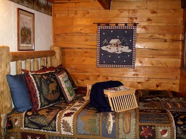 Wonderful Log Cabin with Sublime Views of Beartooth Mountain in Red Lodge, Montana - Red Lodge, Montana - glamping.directory