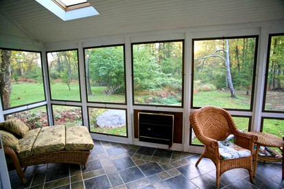Charming Cottage Getaway with an Indoor Fireplace in Chester Springs, Pennsylvania - Chester Springs, Pennsylvania - glamping.directory