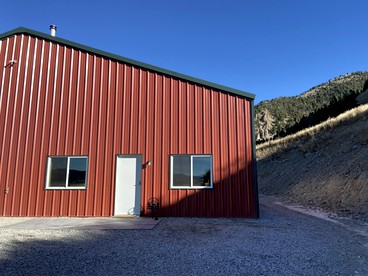 Unique Rustic Barn Retreat with Game Room near Yellowstone in Ennis, Montana - glamping.directory