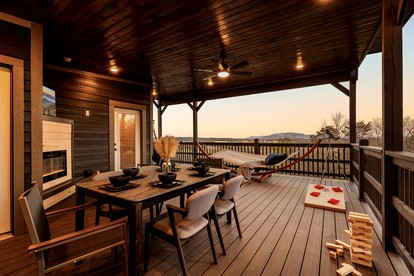 Beautiful Cabin with Private Hot Tub and Panoramic Views of the Great Smoky Mountains on the Skydeck, Minutes from Dollywood - Sevierville, Tennessee - glamping.directory